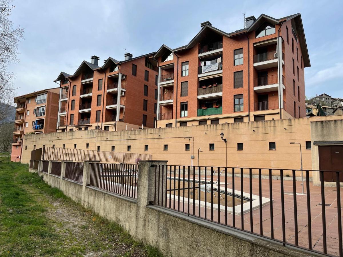 Apartamentos Riomonte 5 Boltaña Eksteriør bilde